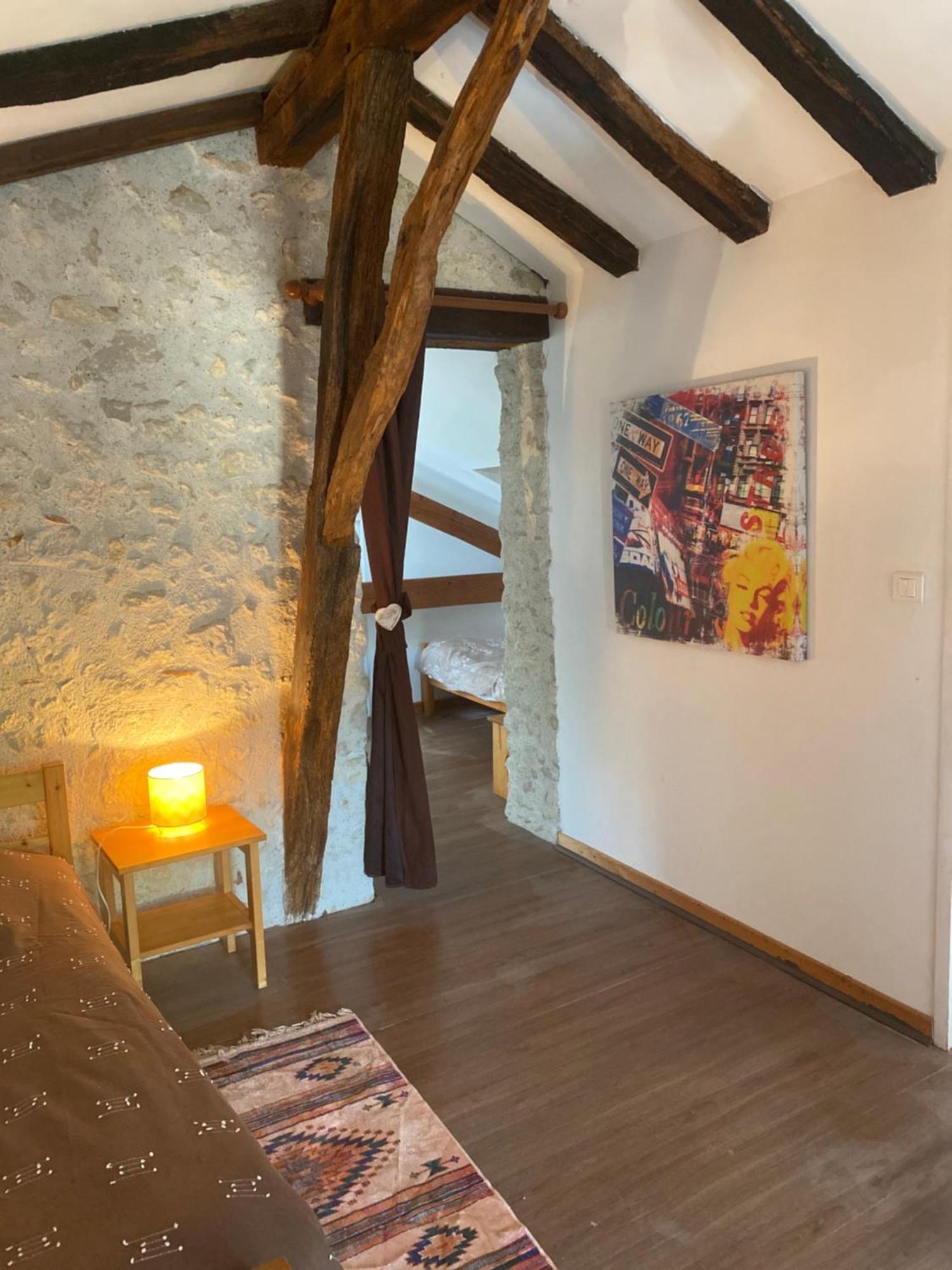CHEZ SOPHIE -Chambres d’hôtes, Gîte et Gîte équestre Clermont-Dessous Exterior foto