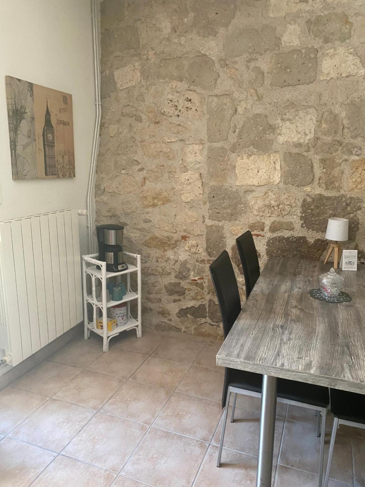 CHEZ SOPHIE -Chambres d’hôtes, Gîte et Gîte équestre Clermont-Dessous Exterior foto