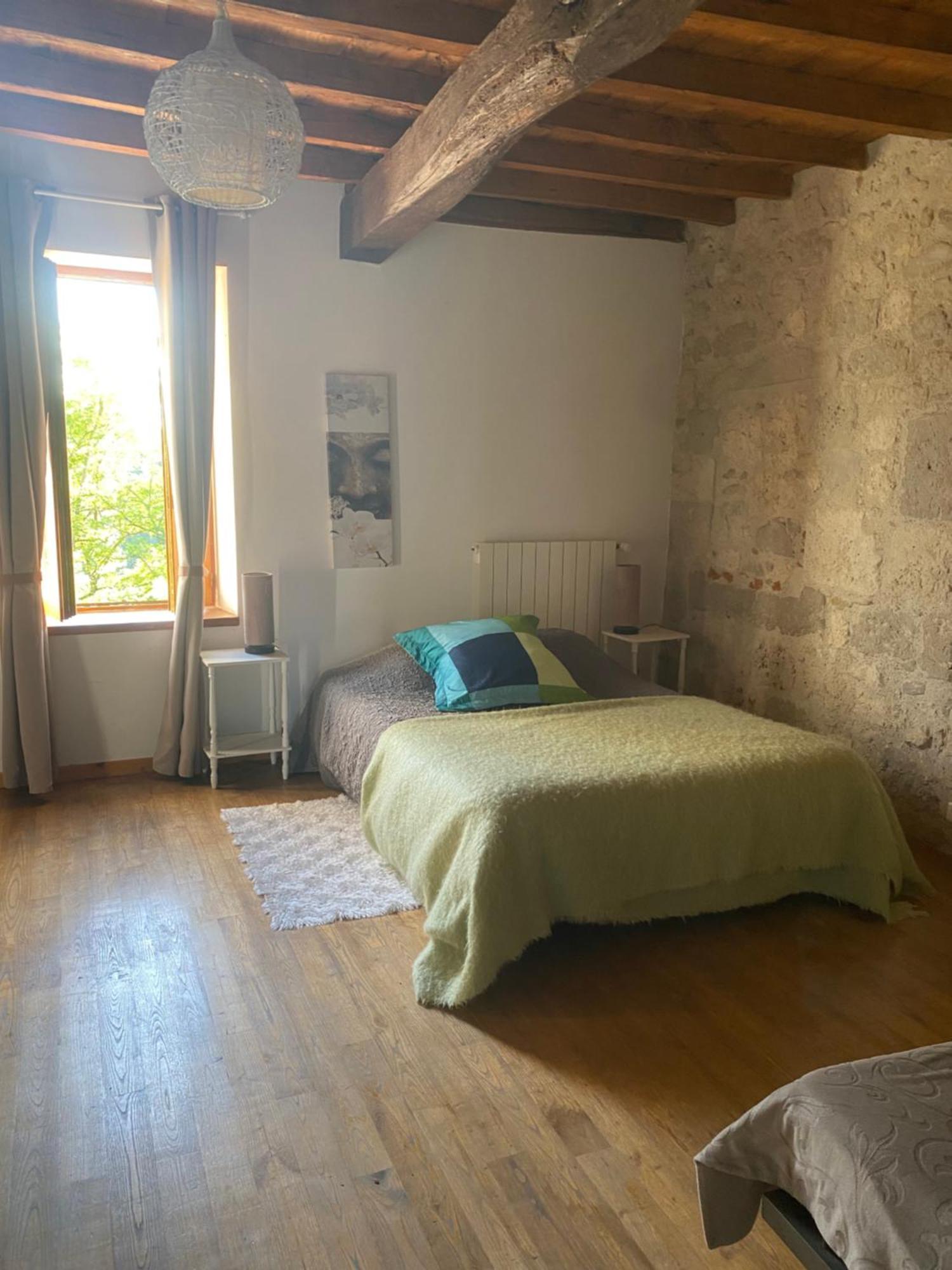 CHEZ SOPHIE -Chambres d’hôtes, Gîte et Gîte équestre Clermont-Dessous Exterior foto
